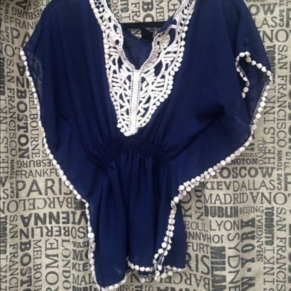 Rue21 light navy blue lace blouse size S